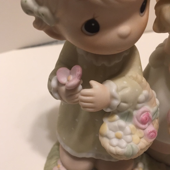 Precious Moments To My Favorite Friend 1985 - Picture 3 of 8